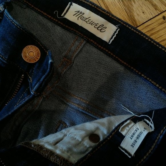 Madewell Dark Jeans 9'' High Rise Skinny in size 27 - Picture 3 of 7